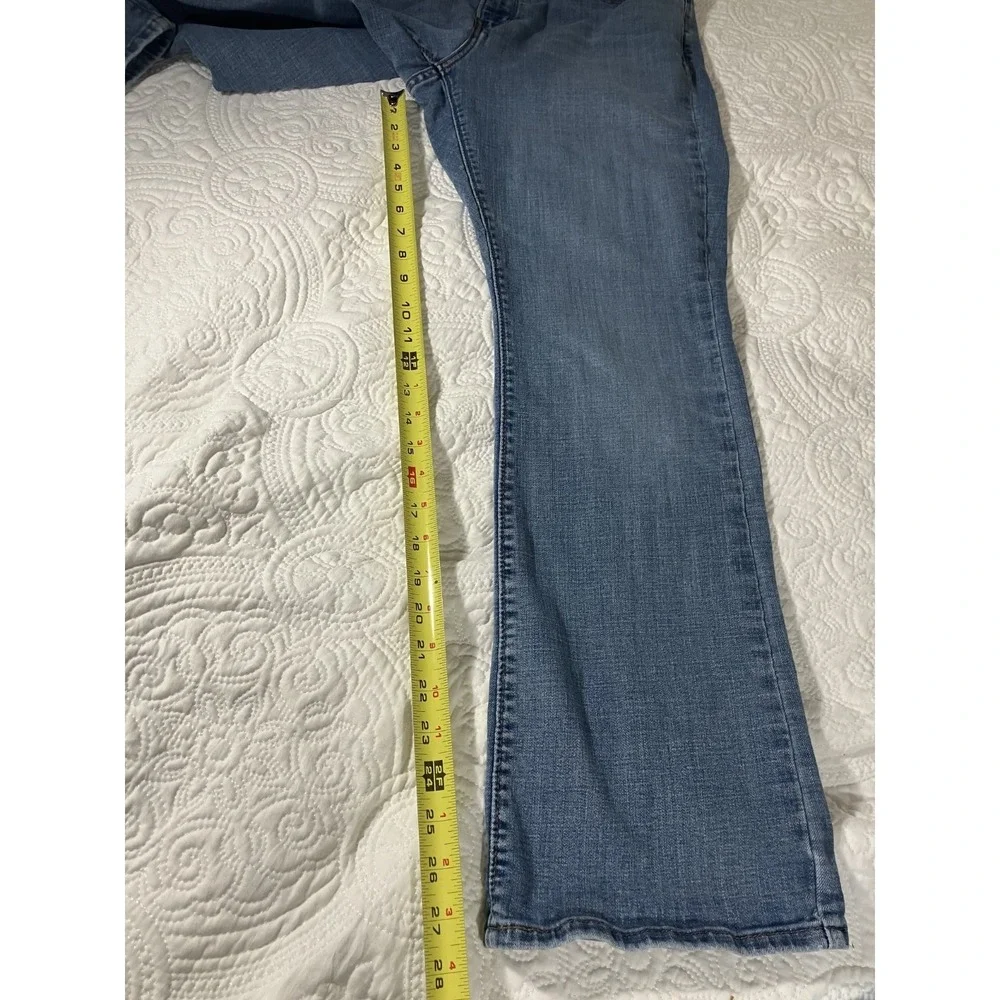 Levis Classic Bootcut Denim Jeans Women's Size 14 Stretch Medium Wash Western - Picture 4 of 11